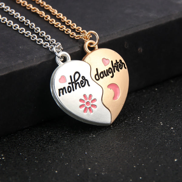 2Pcs/Set Mother Daughter Necklace Magnetic Split Heart Matching Pendant Necklaces Set for Women Mom Mother's Day Gift